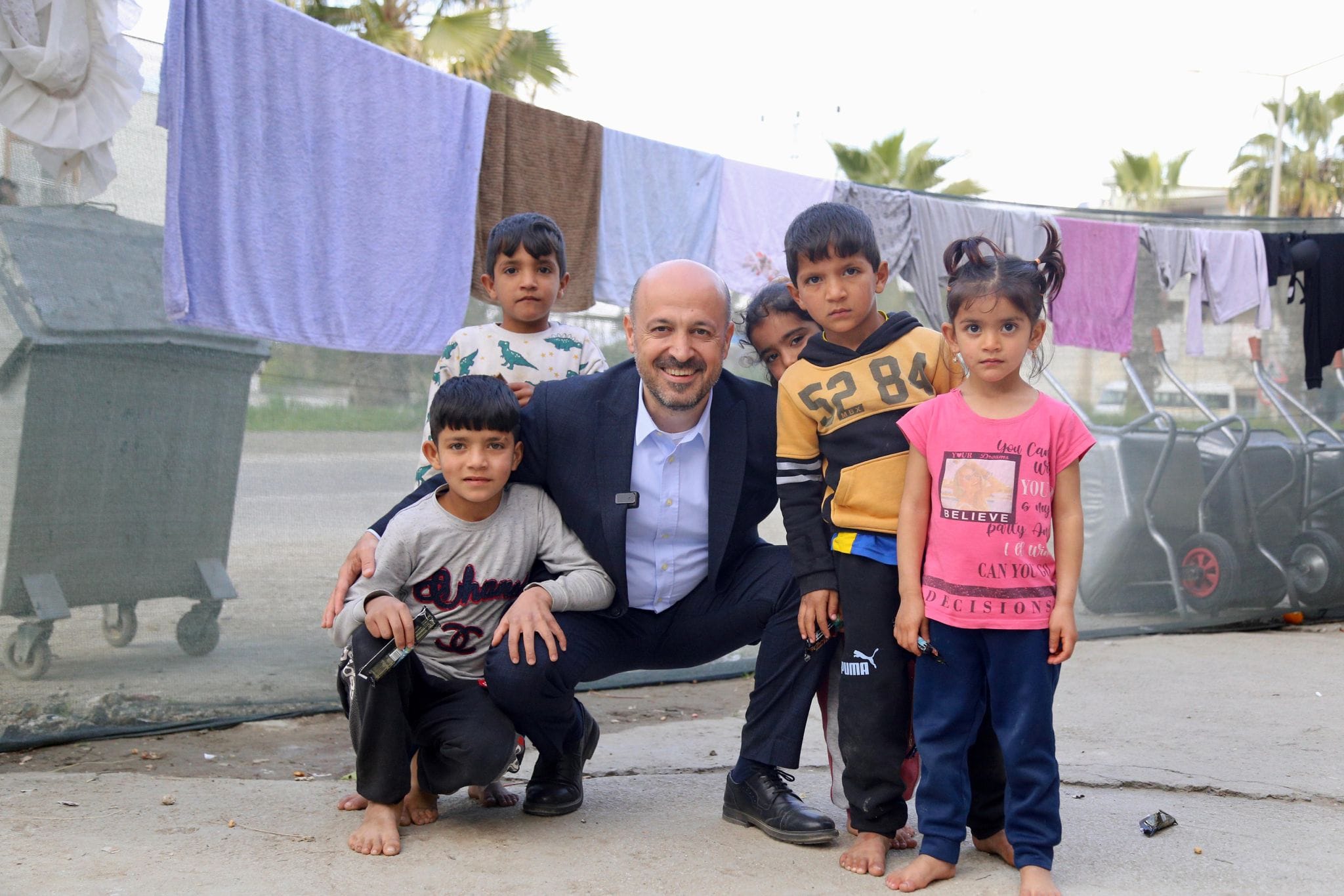 AKP Adayı Nacar, Fakirliğin fotosunu çıkardı!