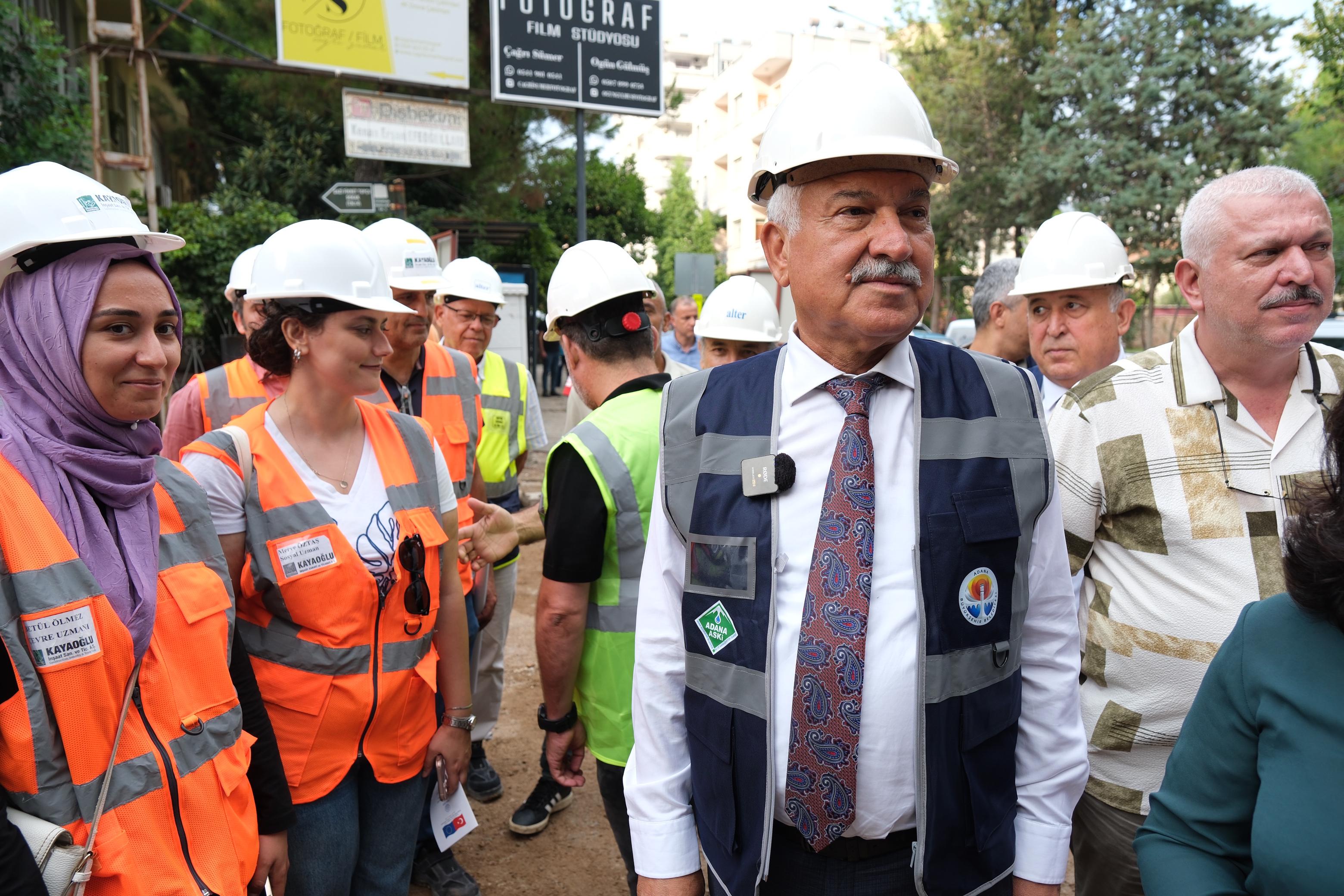 ﻿Başkan Zeydan Karalar, Kozan’da tarihi sorunları ortadan kaldırıyor