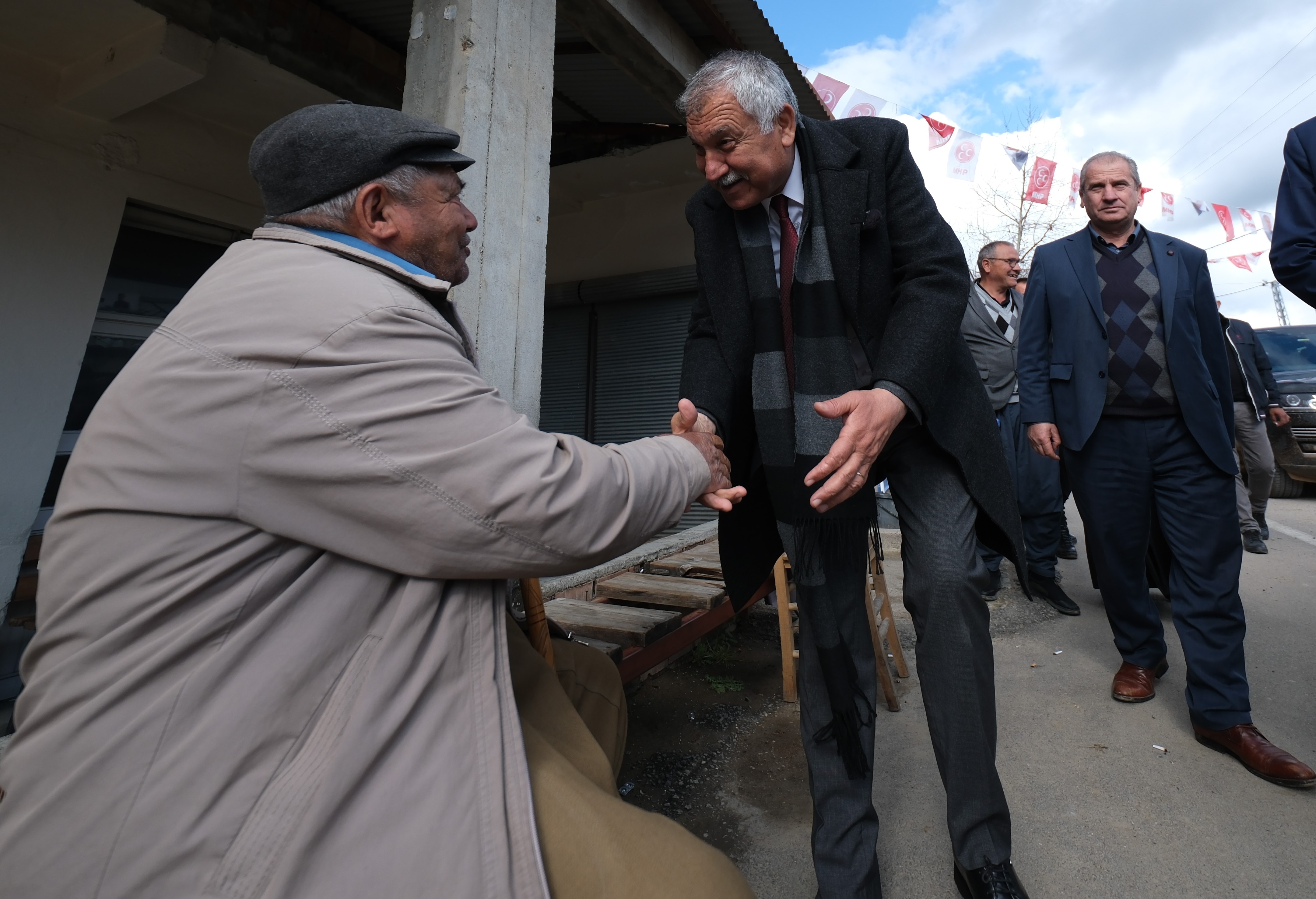 Zeydan Karalar’dan 7 bin emekliye yeni yıl desteği